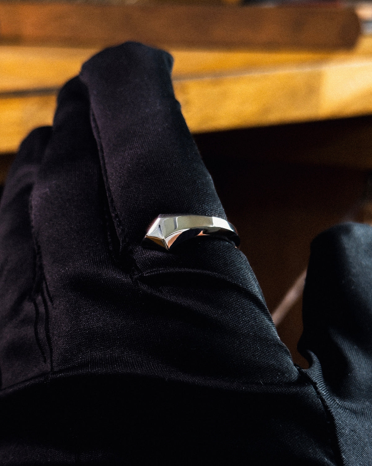 Eve No. 1 Silver — lifestyle 01