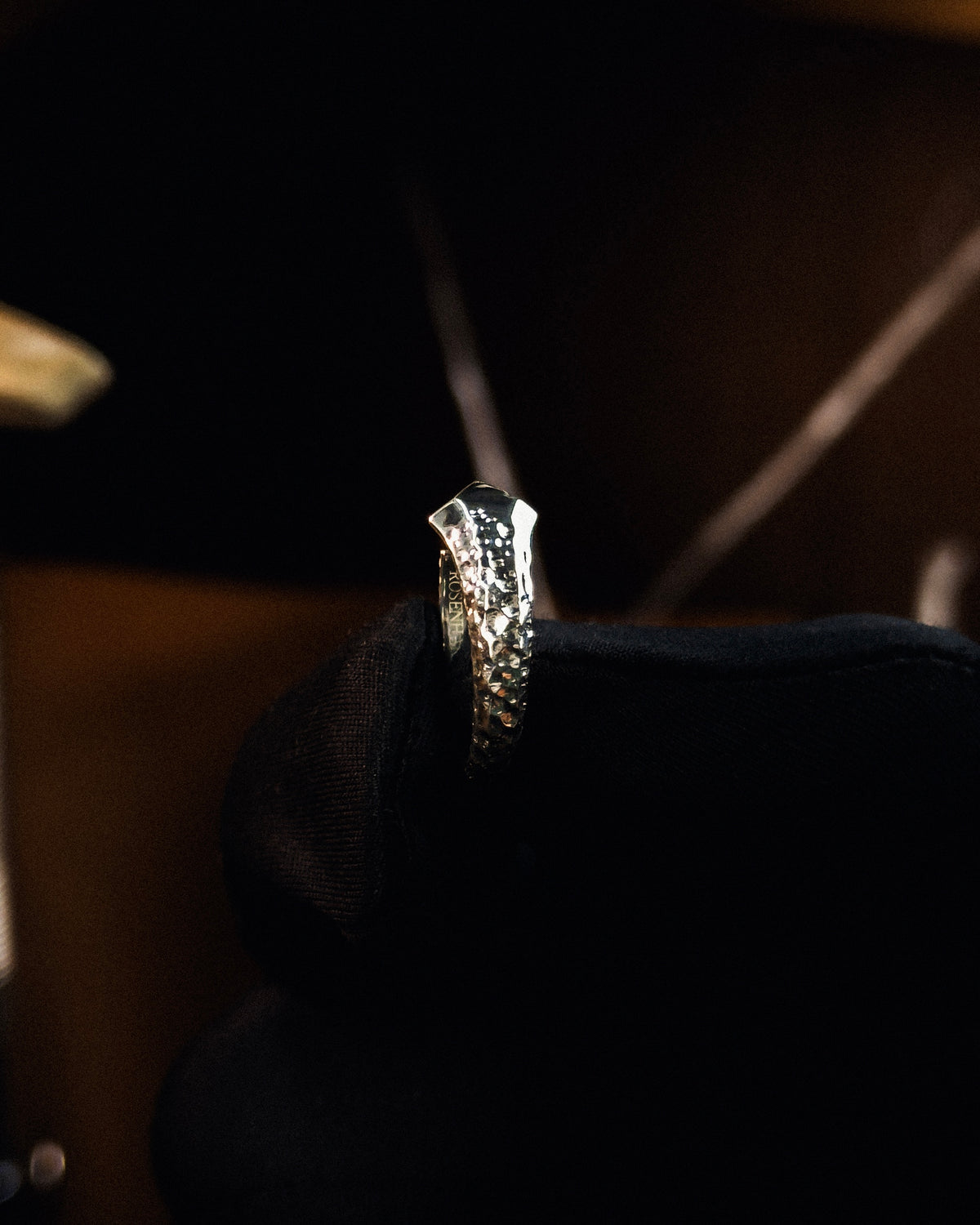 Eve No. 2 Silver — lifestyle 01