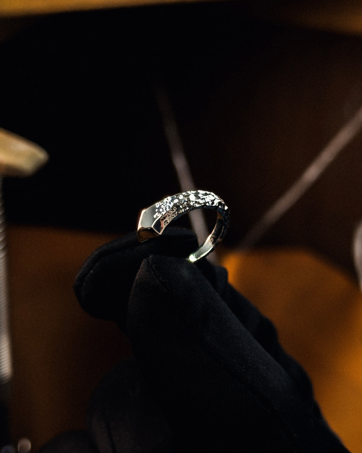 Eve No. 2 Silver — lifestyle 02